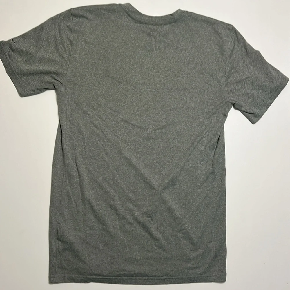 Jacksonville Jaguars NFL gray dri-fit Nike Tee size Small. Excellent condition - Picture 8 of 8